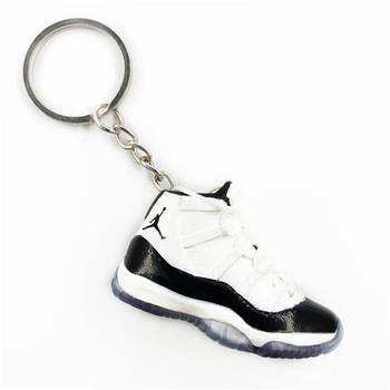 Jordan 11 sales concord keychain